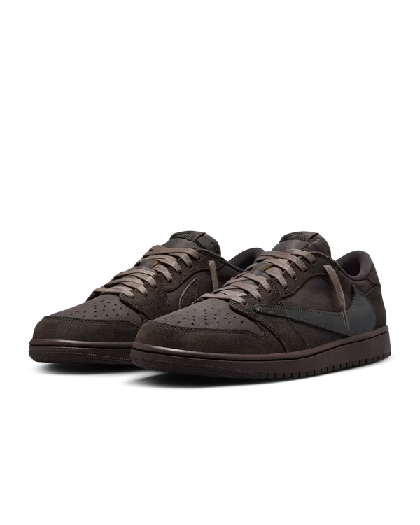 Air Jordan 1 Retro Low OG SP Travis Scott Velvet Brown - Image 3
